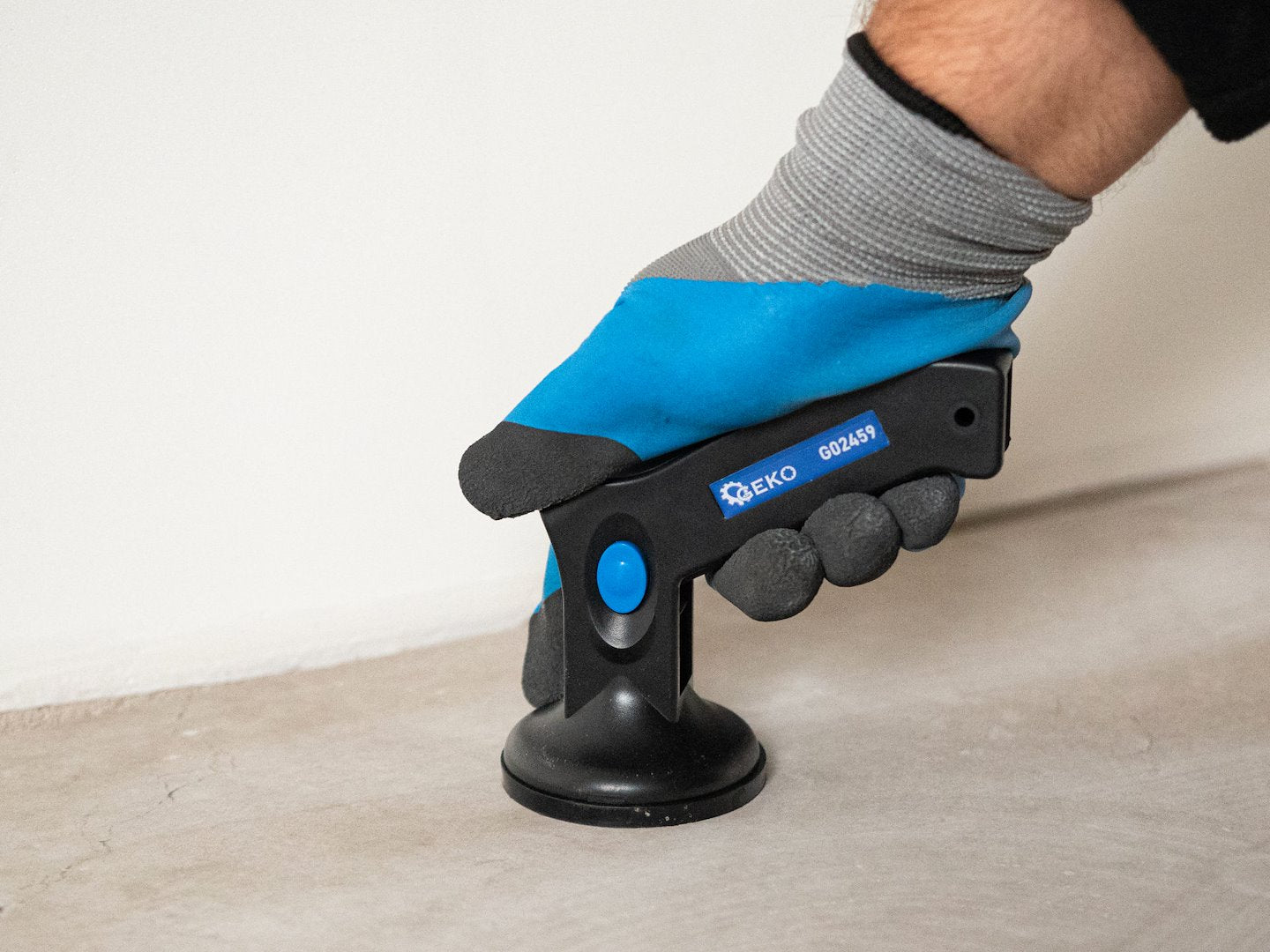 VENTUZA COMPACTA PENTRU PRINDERE RAPIDA – 70MM, 8KG