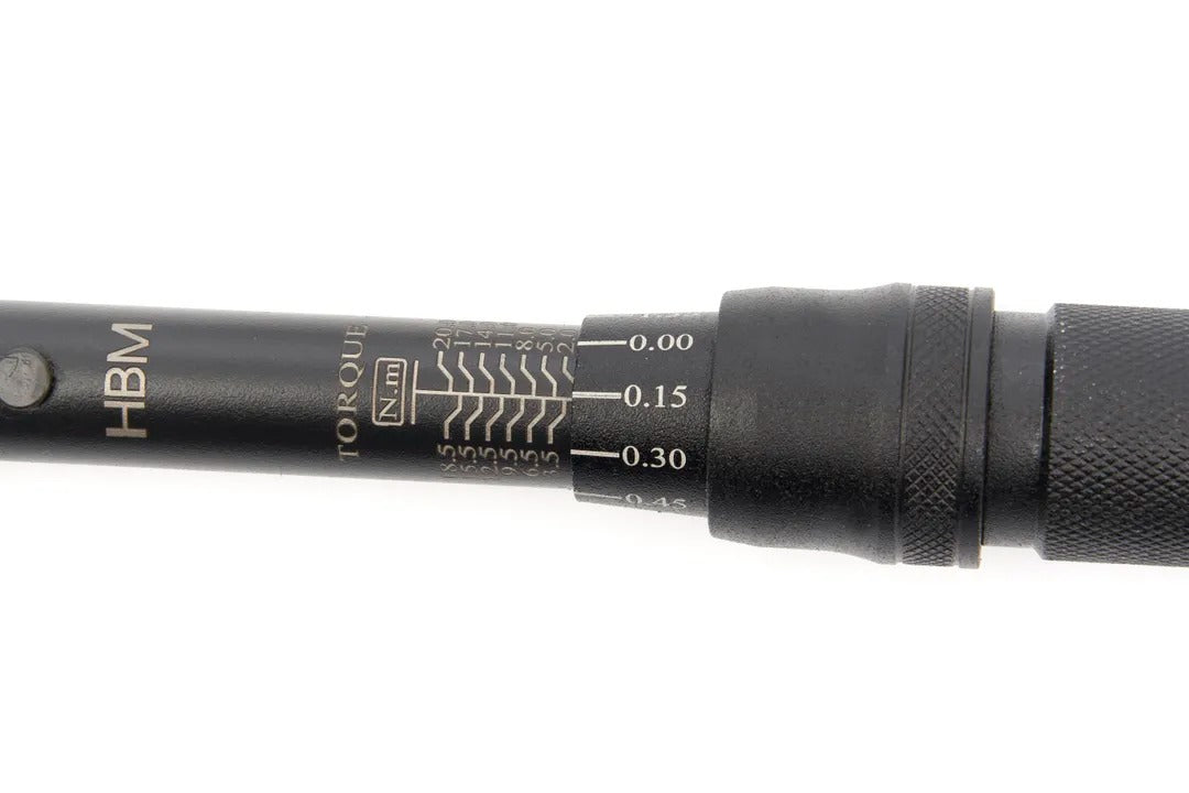 TRUSA CHEIE DINAMOMETRICA 1/4'' DE PRECIZIE 2-20NM 32 PIESE HBM