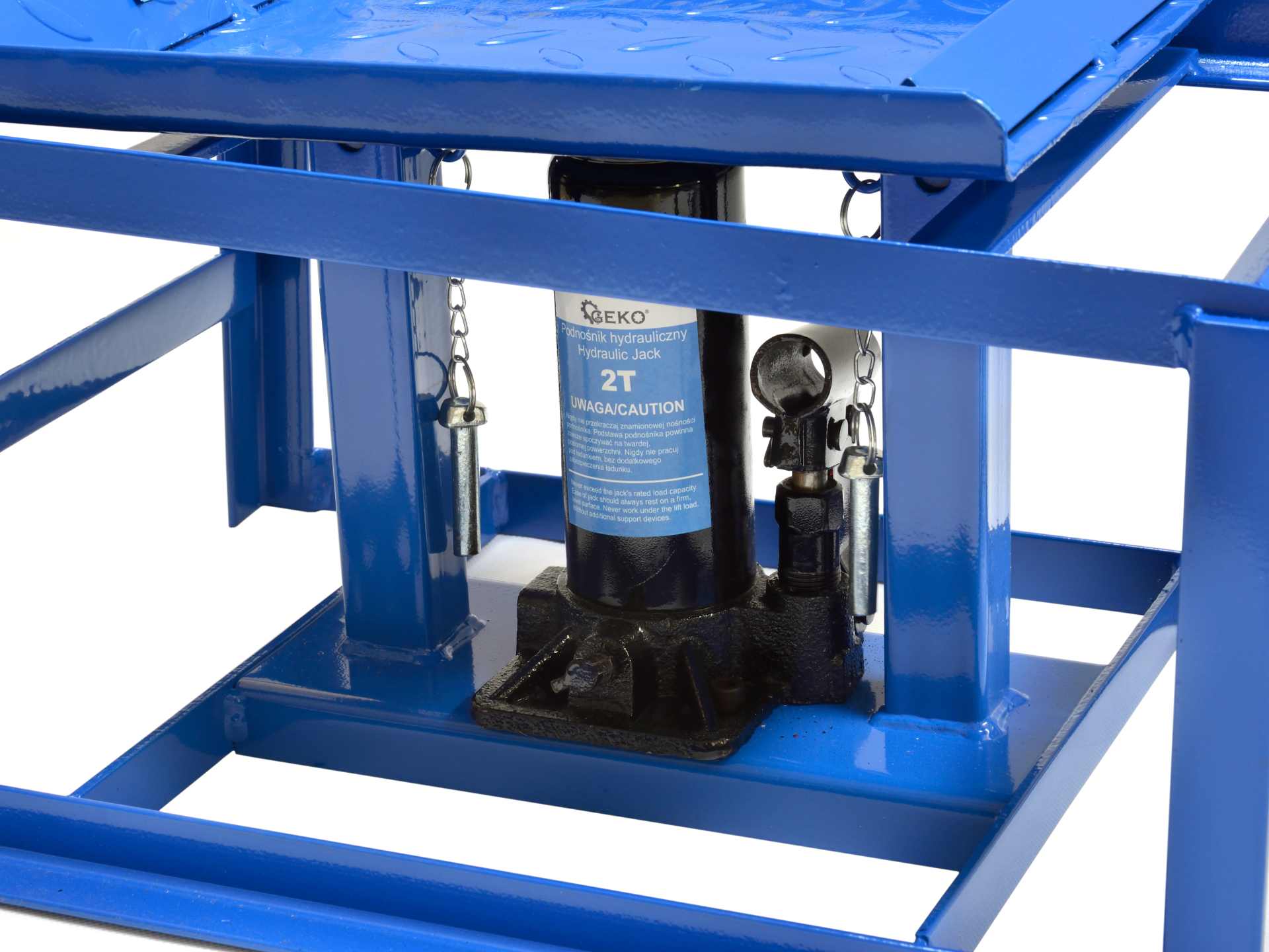 RAMPA AUTO CU ELEVARE HIDRAULICA 2T GEKO