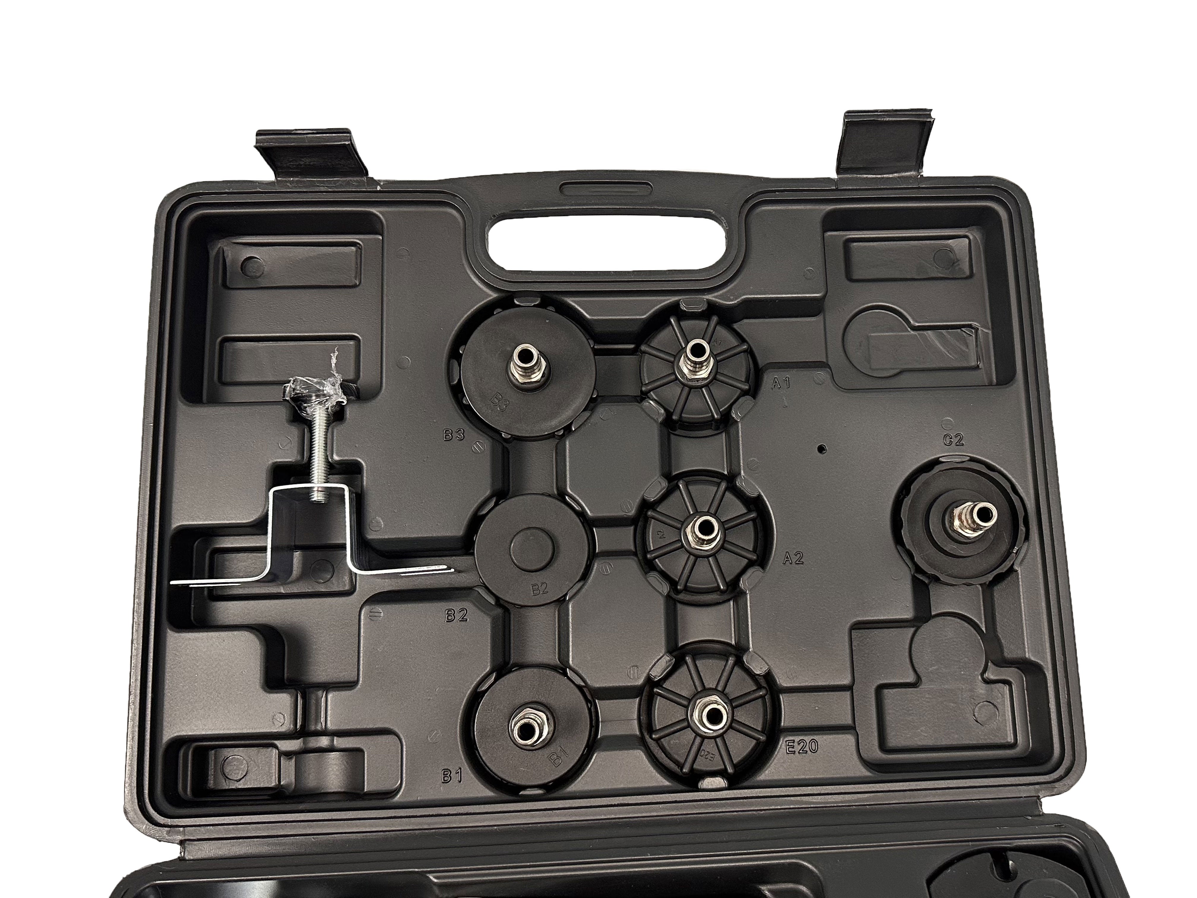 DISPOZITIV DE AERISIT SI SCHIMBAT LICHID DE FRANA UNIVERSALA CU ADAPTOARE GEBO TOOLS