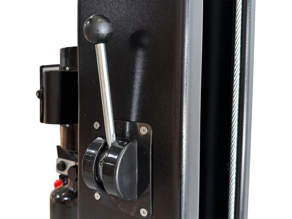 ELEVATOR AUTO 2 COLOANE 4T CU DEBLOCARE MANUALA 230V + PISTOL PNEUMATIC PROFESIONAL 1/2 1500 NM