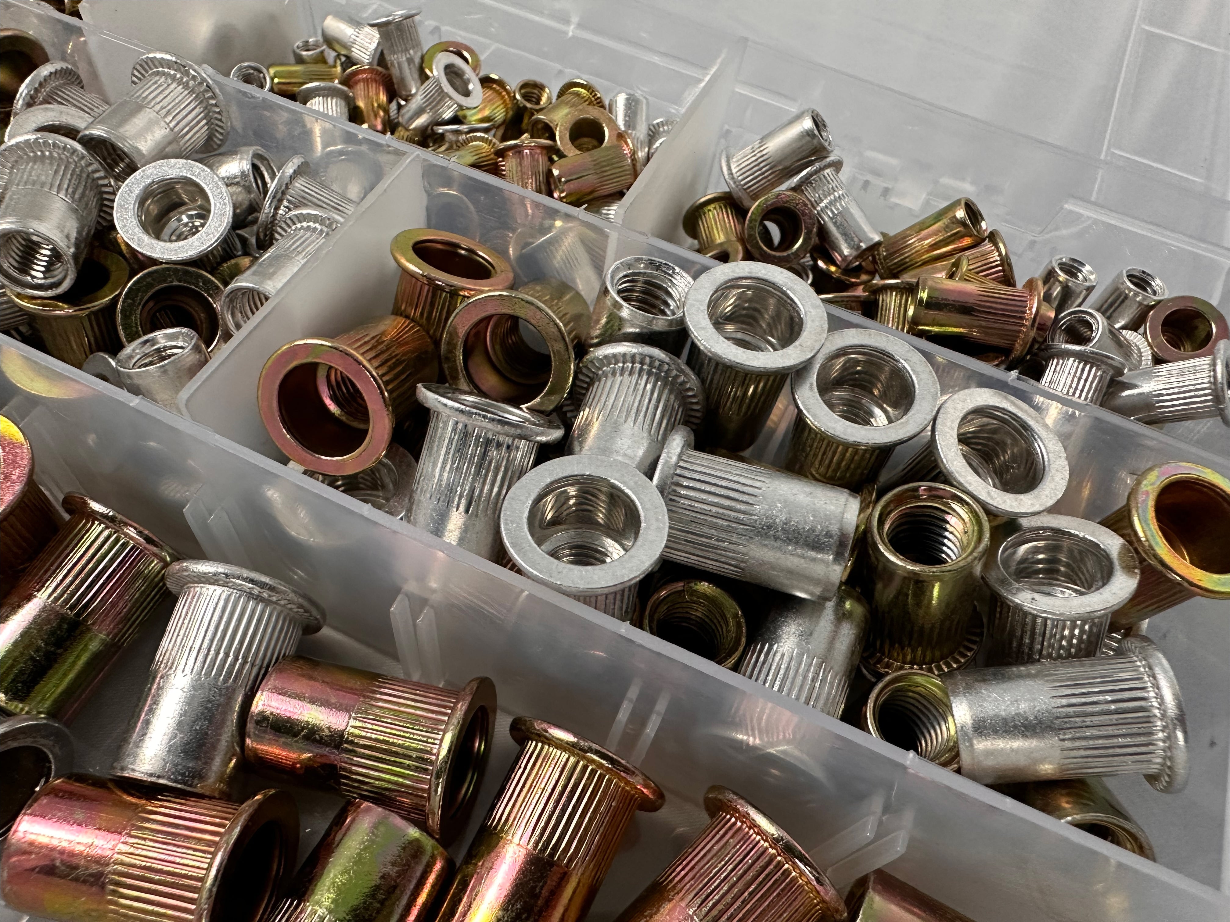 SET PIULITE NITUIBILE M3-M10 300 PIESE GEBO TOOLS