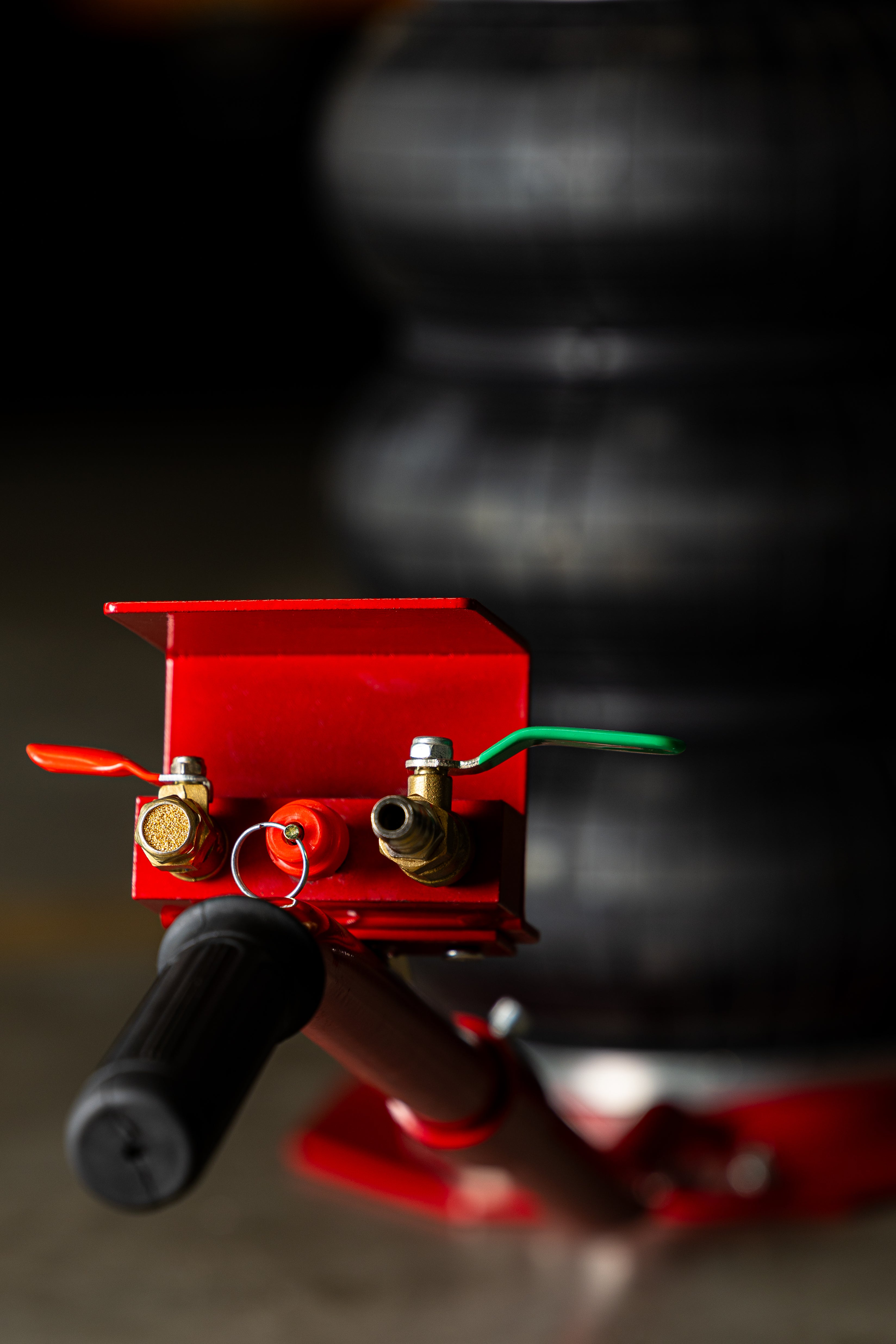 CRIC PNEUMATIC CU PERNA DE AER 3.5T CU ADAPTOR INALTATOR 14-48 CM REDATS POLONIA