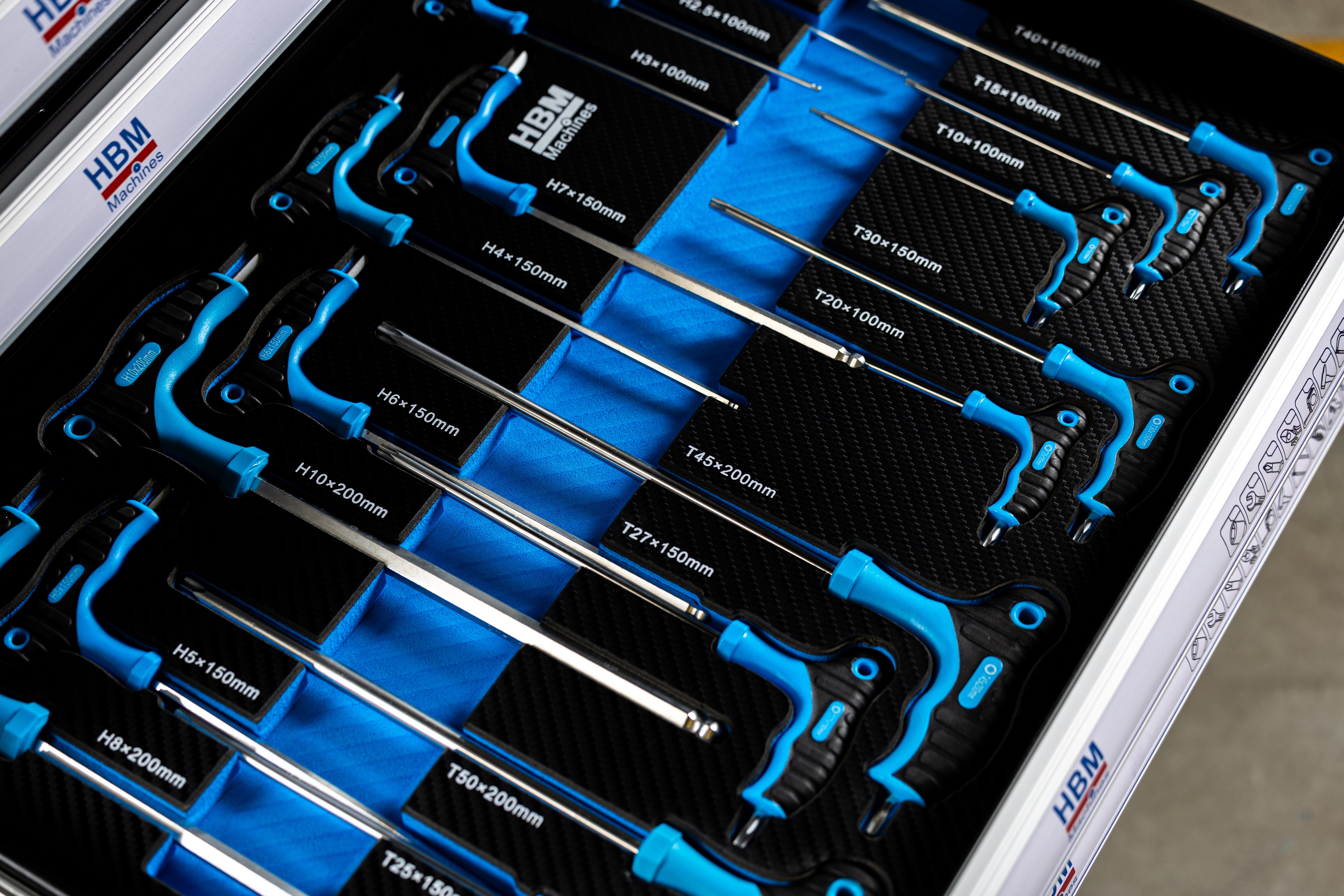 DULAP SCULE PROFESIONAL HBM CU 7 SERTARE, 245 PIESE, 6 MODULE CARBON – OLANDA, PREMIUM