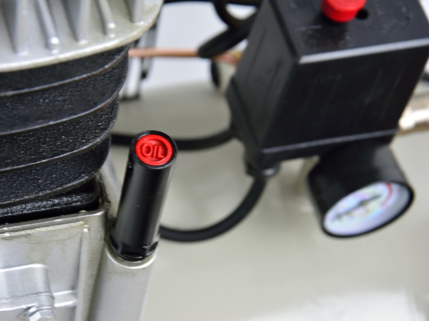 Compresor aer 100l 420l/min 220V GEKO