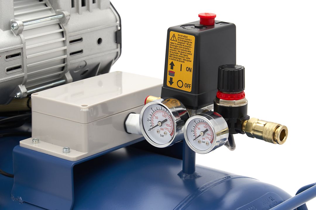 Compresor silentios zgomot redus fara ulei 90l HBM MACHINES