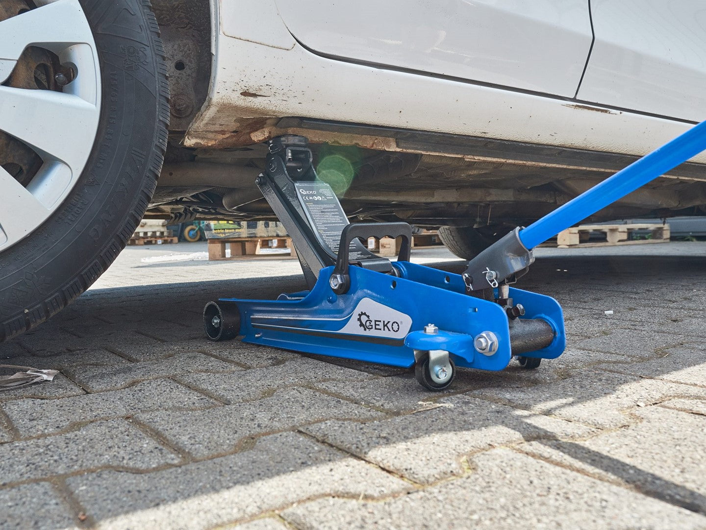 Cric hidraulic tip crocodil talie joasa 2.5T GEKO