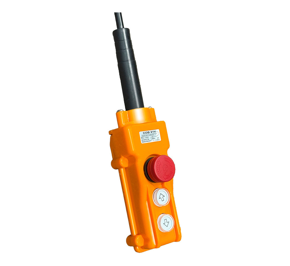 ELEVATOR AUTO CU 4 COLOANE 5.5T 380V CU CRIC CANAL INCORPORAT