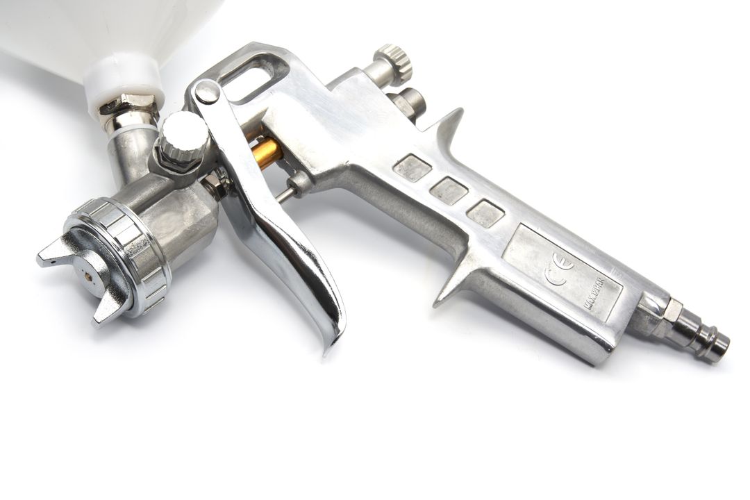 PISTOL DE VOPSIT DE INALTA PRESIUNE 600ML HBM