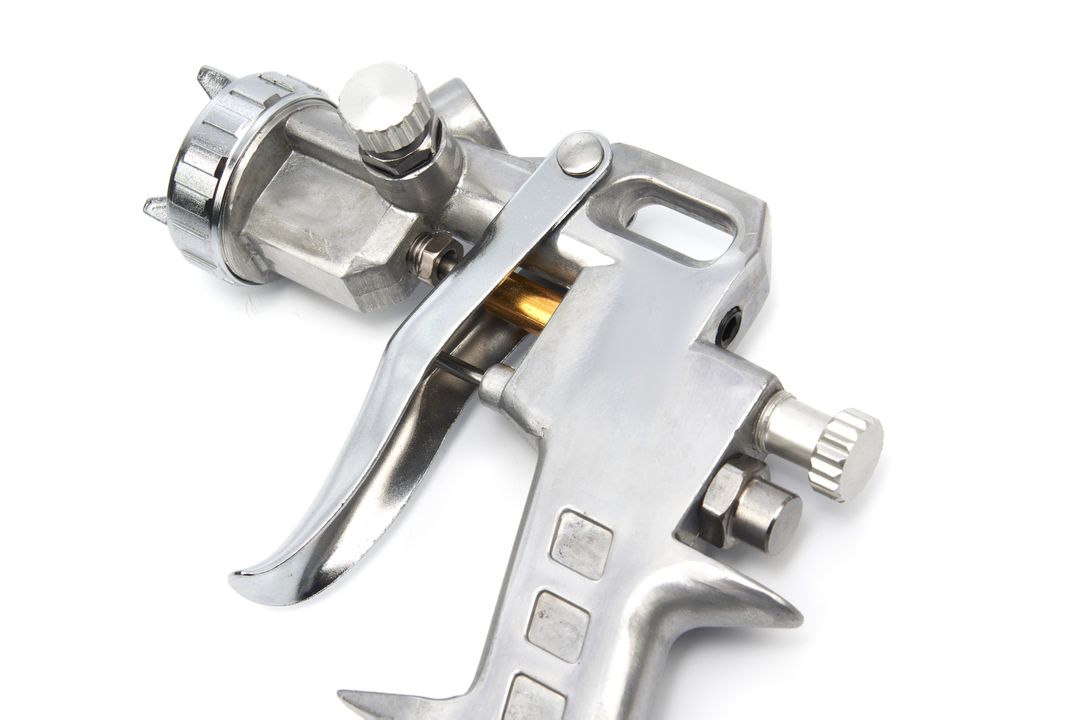 PISTOL DE VOPSIT DE INALTA PRESIUNE 600ML HBM