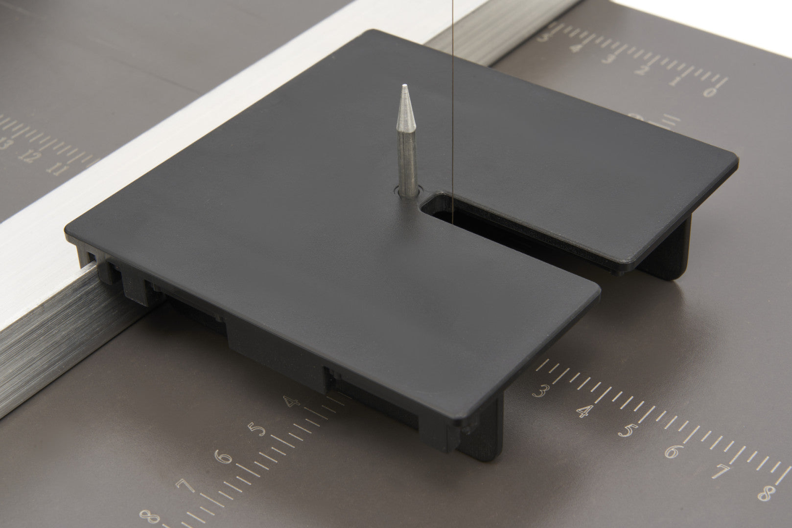 APARAT DE TAIAT POLISTIREN 18W HBM