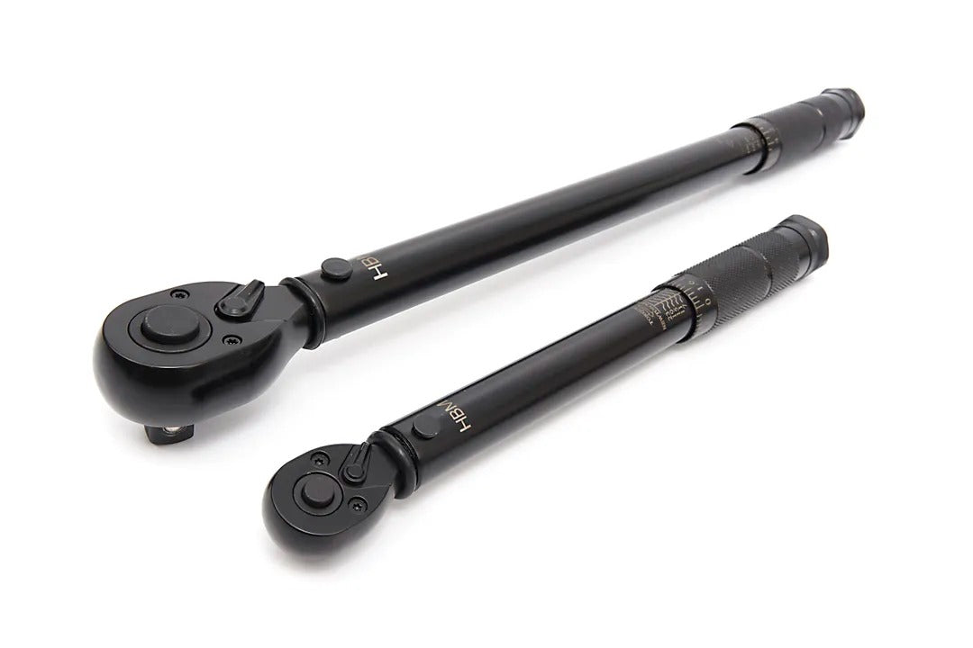 Set chei dinamometrice HBM OLANDA 5 piese, 1/4” (5–25 NM) și 1/2” (28–210 NM), cu prelungitor 125 mm și adaptor