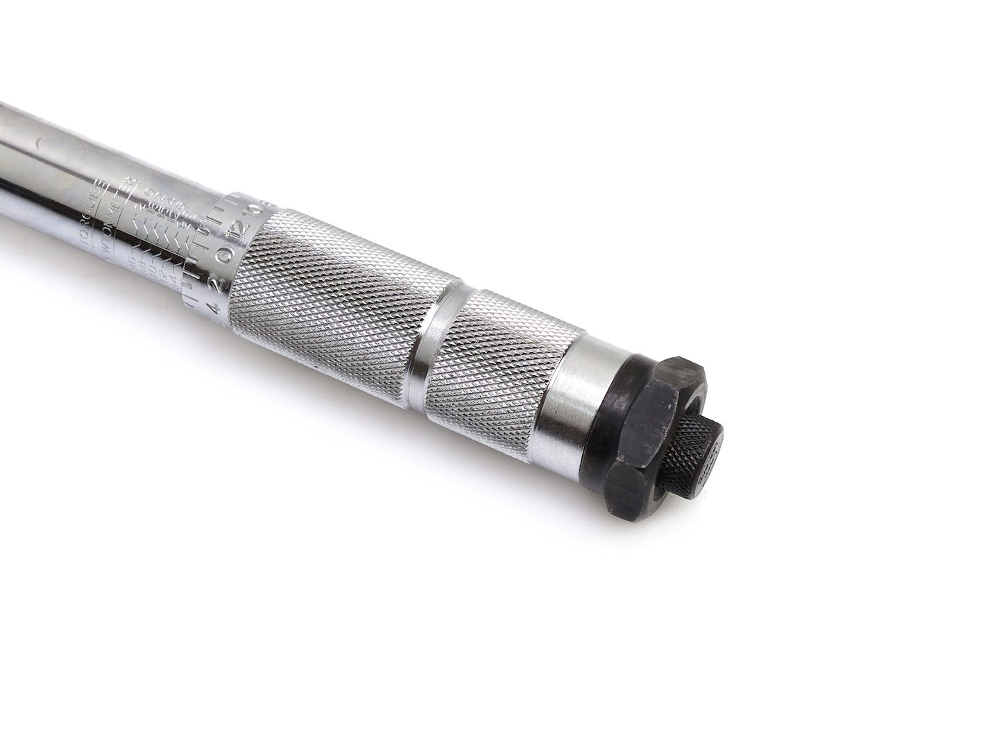 Set cheie dinamometrica 1/2" 28-210NM cu tubulare si prelungitor GEKO