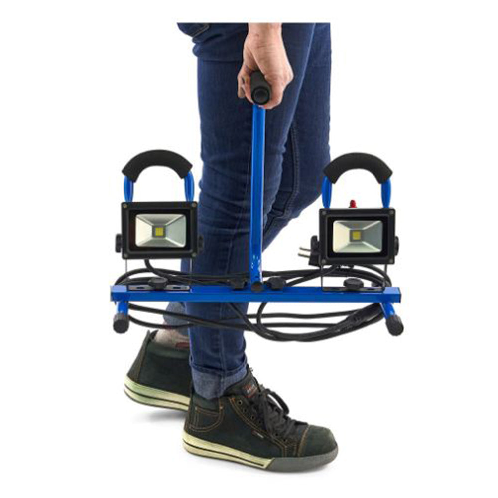 LAMPA LED 2 X 10W 700 LUMEN 230V CU STATIV