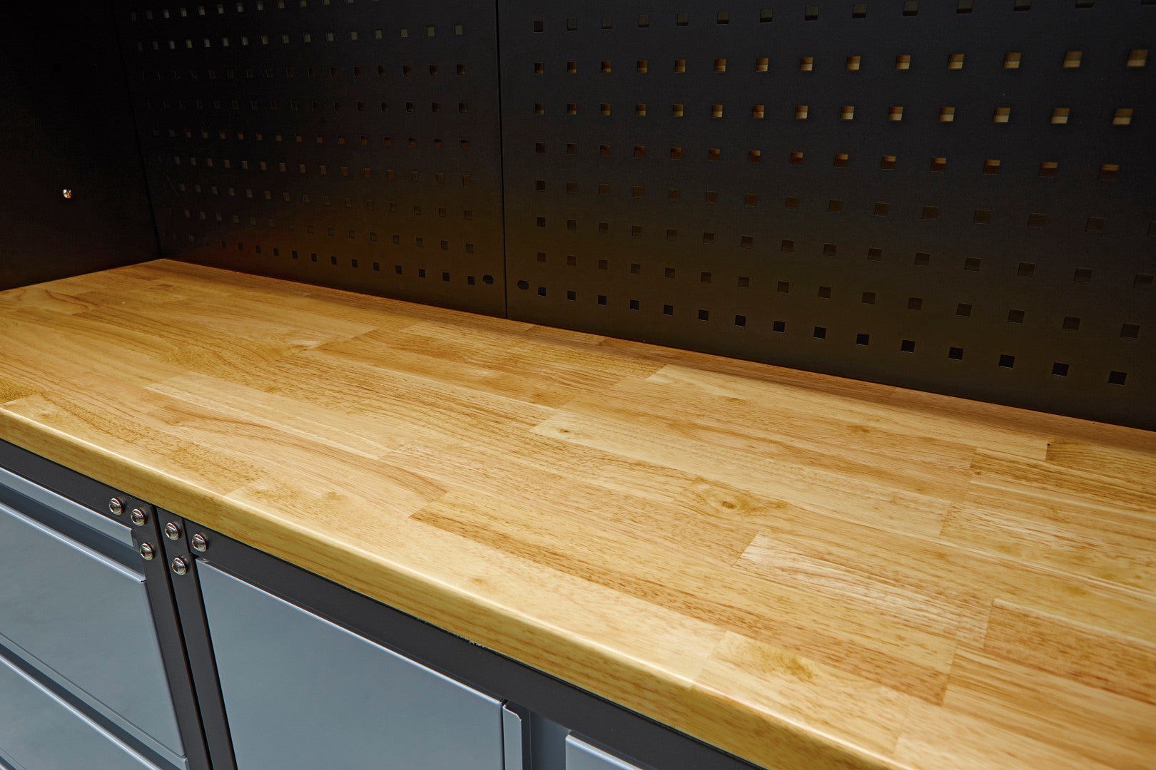 SET MOBILIER METALIC PENTRU ATELIER 16 PIESE 400X230X46CM