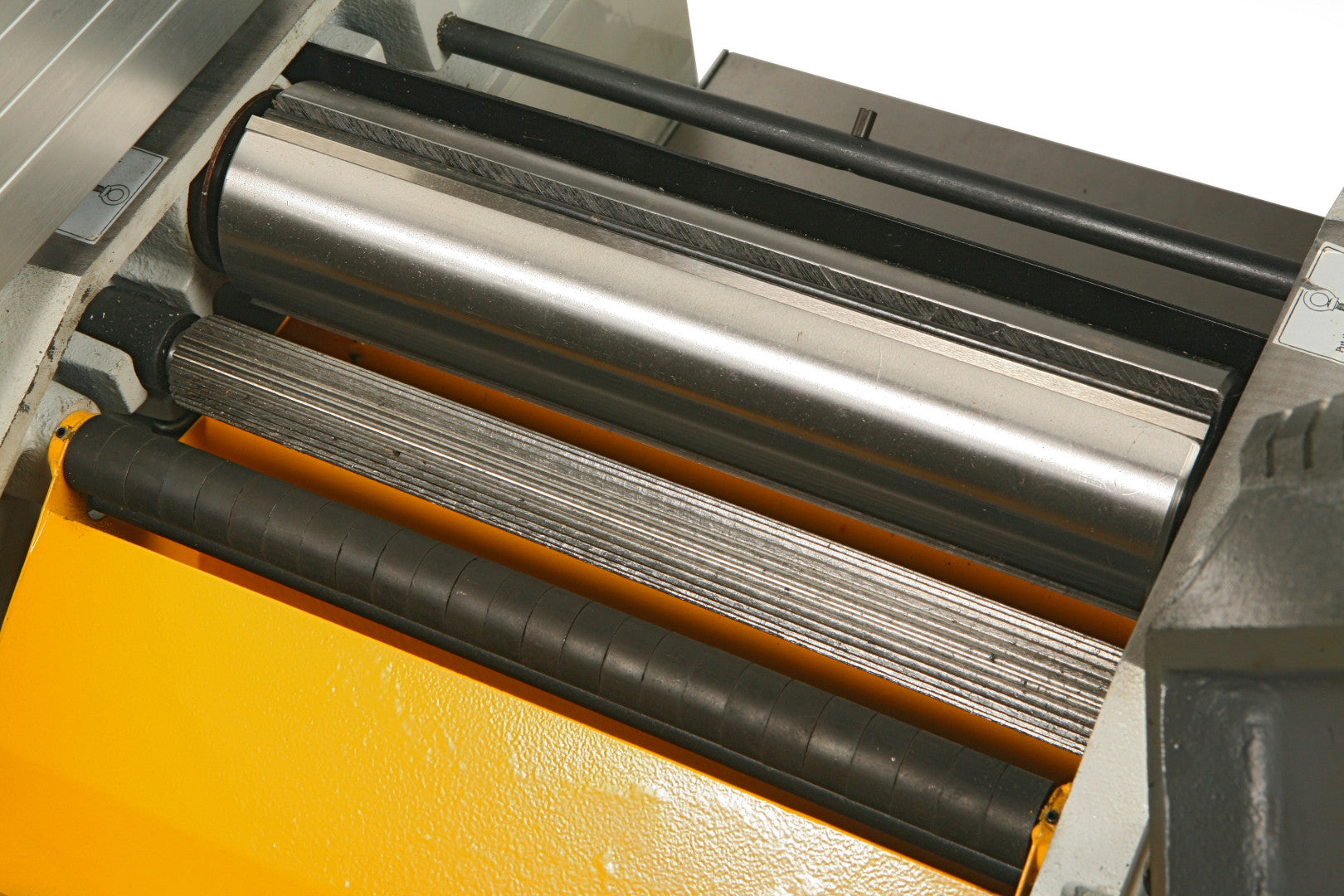 MASINA DE RINDELUIT SI DEGROSAT HBM 300 2250W 3CP 380V