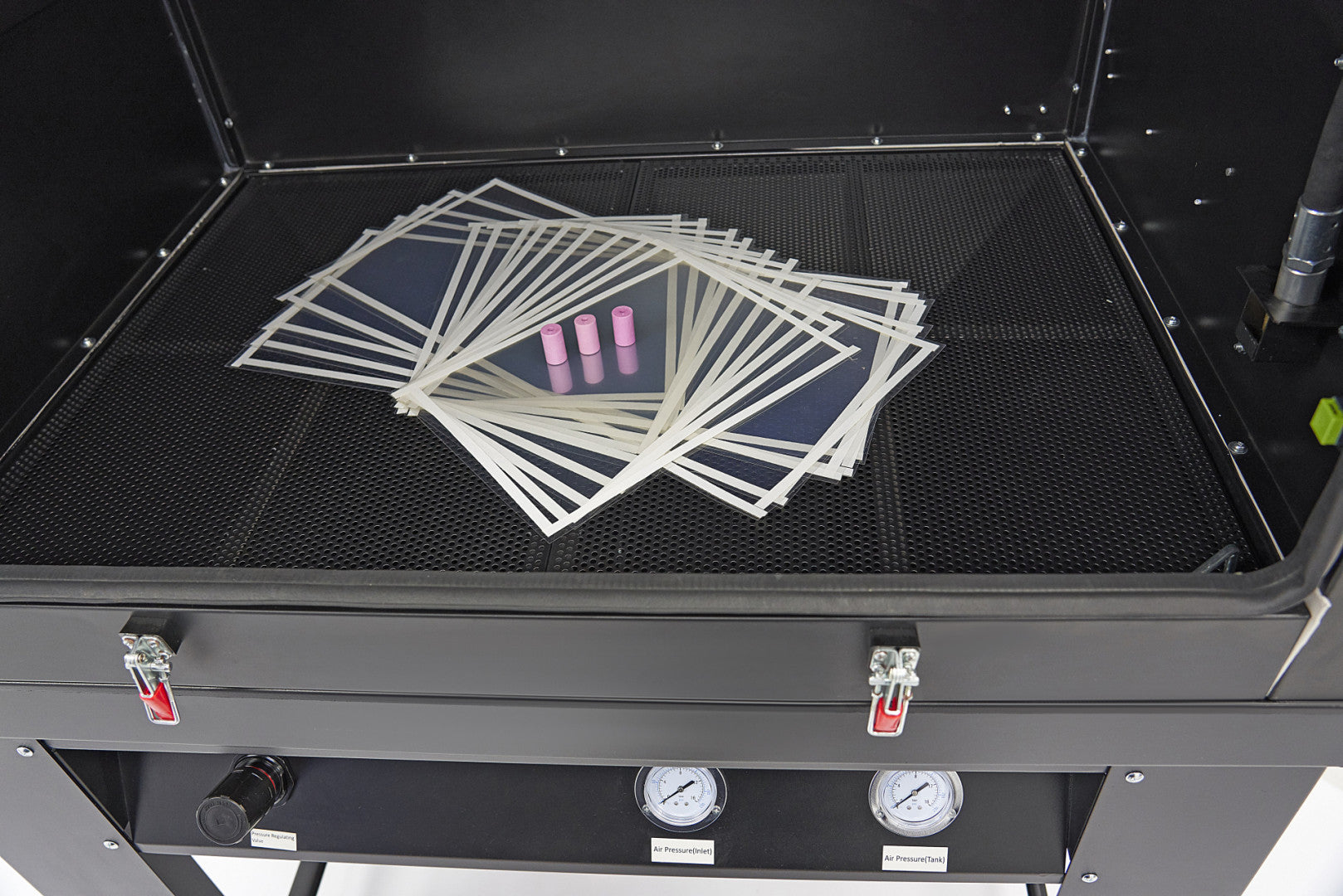 CABINA DE SABLAT CU VACUUM 2 ASPIRATOARE SBC 990