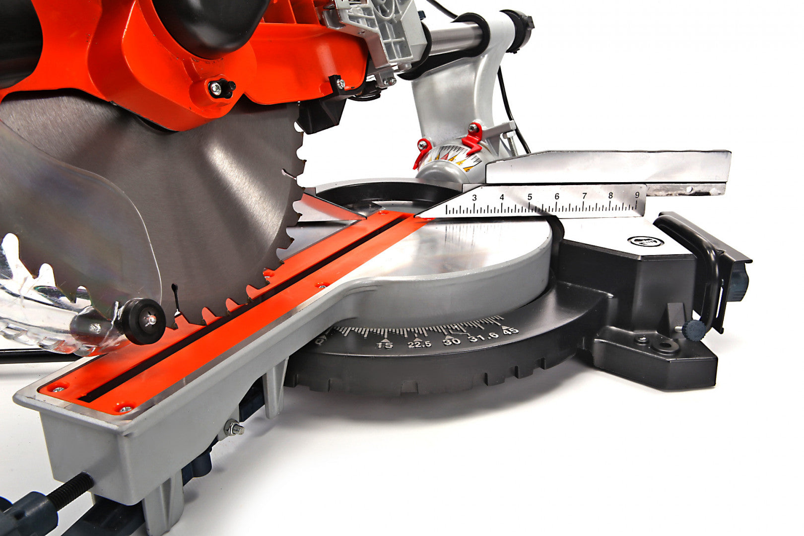 FIERASTRAU CIRCULAR STATIONAR REGLABIL 340 X 90MM 2000W HBM