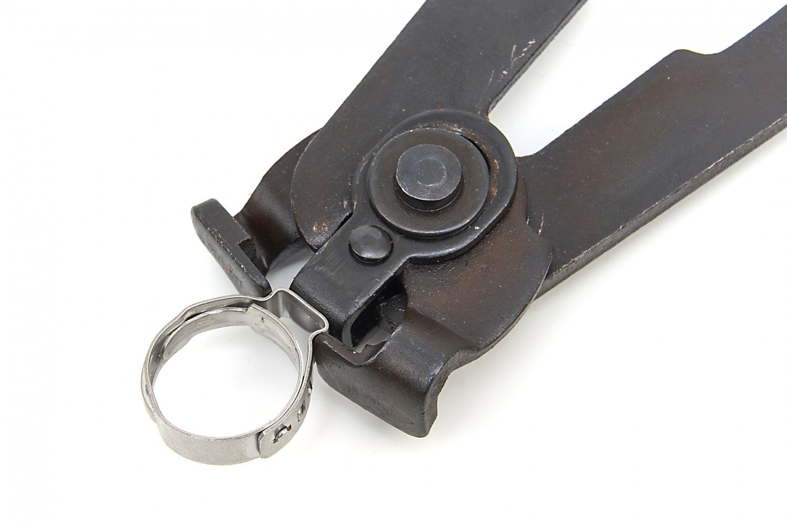 TRUSA COLIERE METALICE CU CLESTE PENTRU COLIERE 202 PIESE