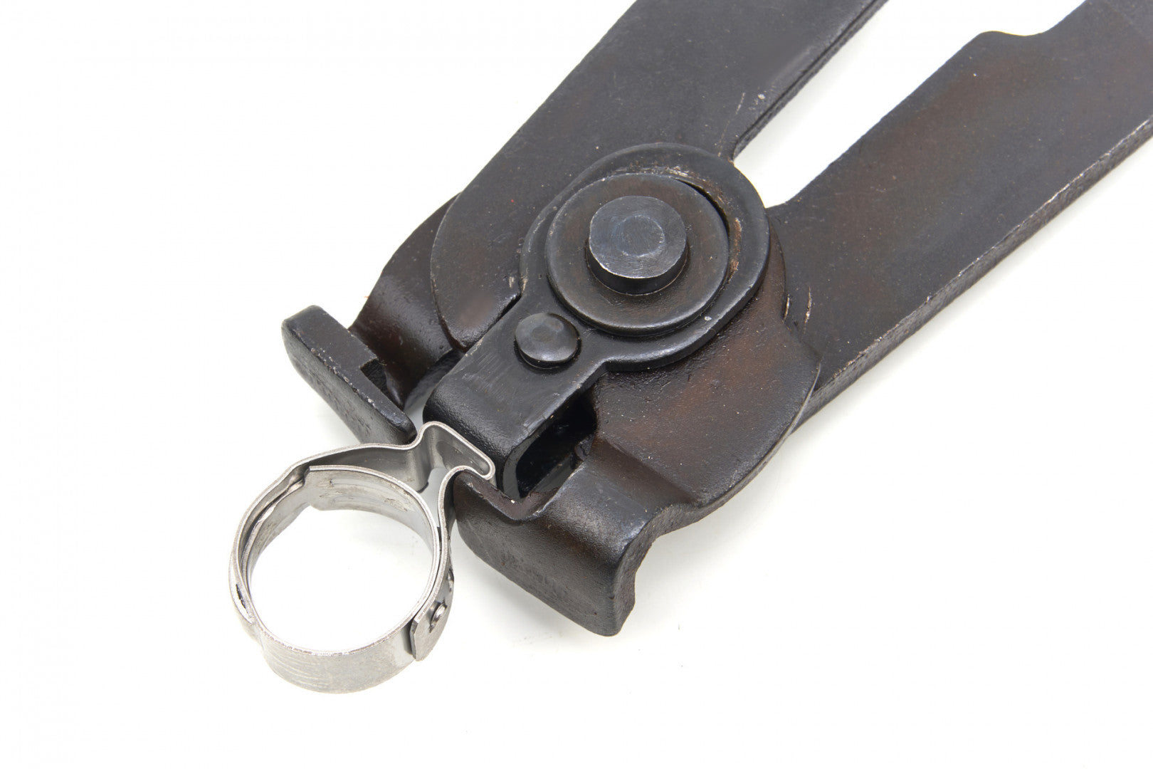 TRUSA COLIERE METALICE CU CLESTE PENTRU COLIERE 202 PIESE