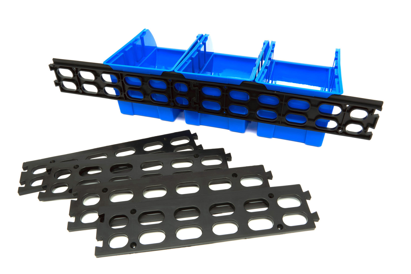 SET 15 CUTII PENTRU DEPOZITARE CU SINA SUPORT PRINDERE PE PERETE HBM MACHINES OLANDA