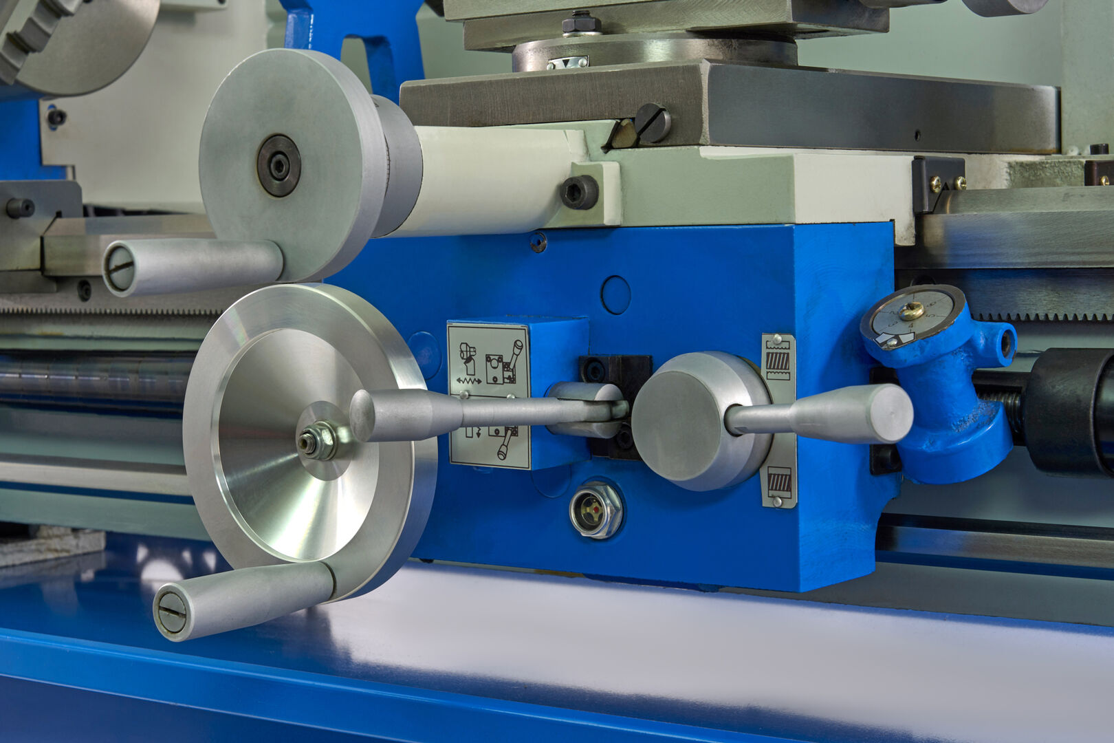 STRUNG PROFESIONAL METALIC COMPLET 320 X 900 HBM