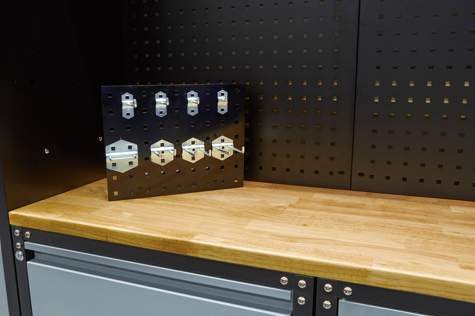 SET MOBILIER METALIC PT ATELIER 9 PIESE