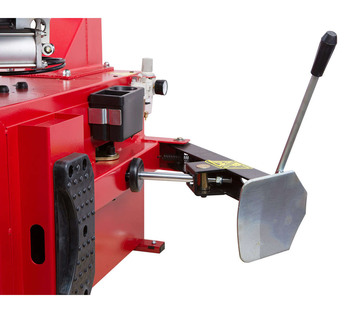 MASINA DE DEJANTAT SEMI-AUTOMATA PENTRU ROTI MOTOCICLETE 6-24" REDATS M-130