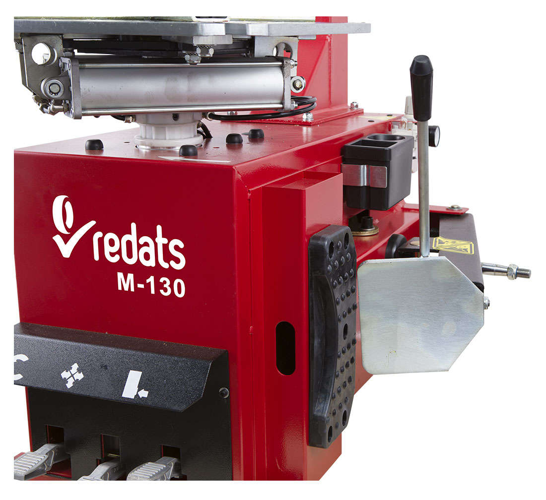 MASINA DE DEJANTAT SEMI-AUTOMATA PENTRU ROTI MOTOCICLETE 6-24" REDATS M-130