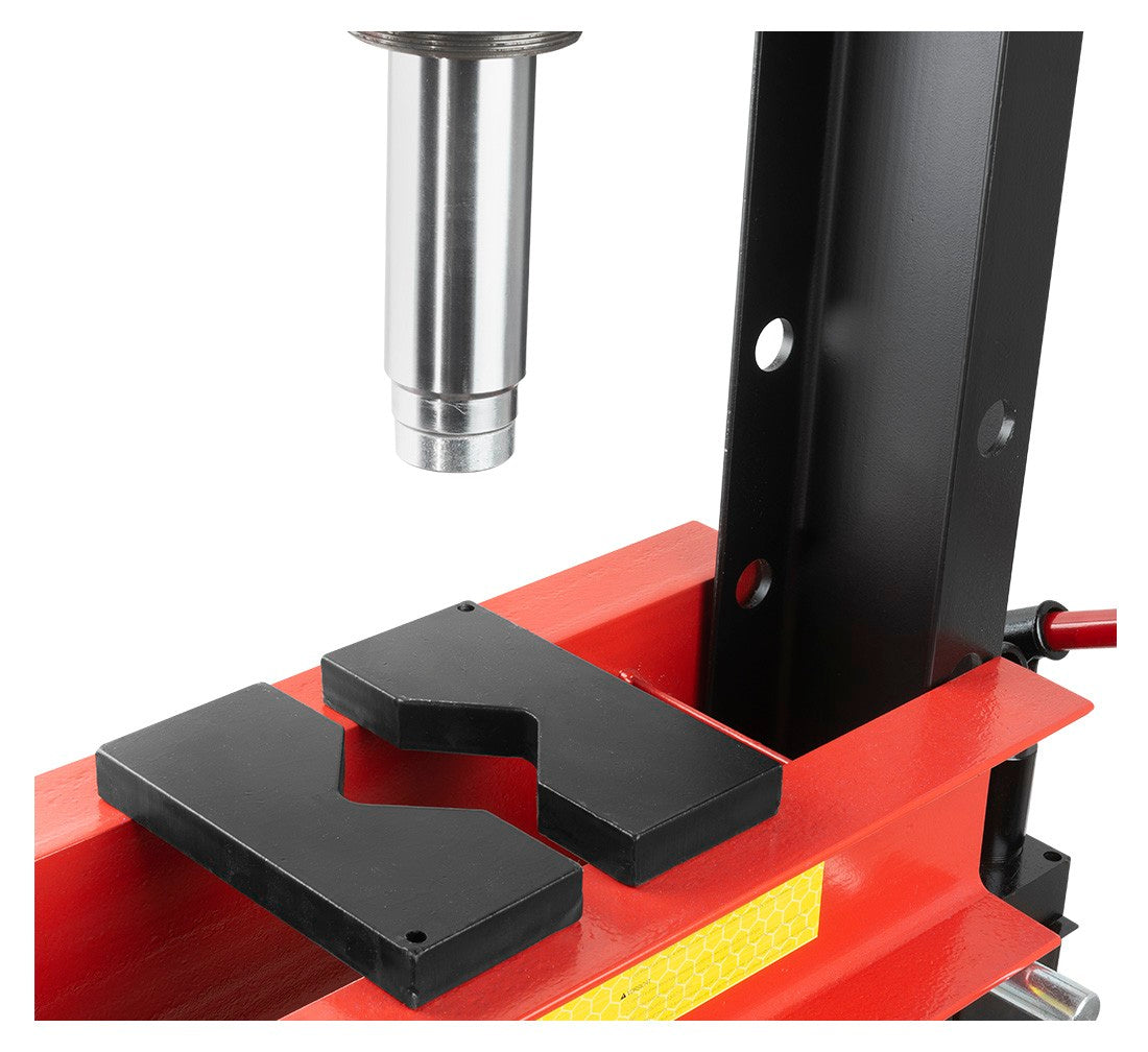 PRESA STAND HIDRAULICA 30T CU POMPA DUBLA  REDATS