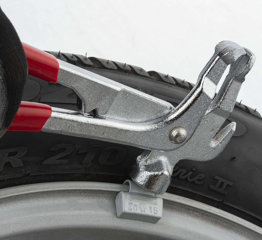 CLESTE PENTRU CONTRAGREUTATE