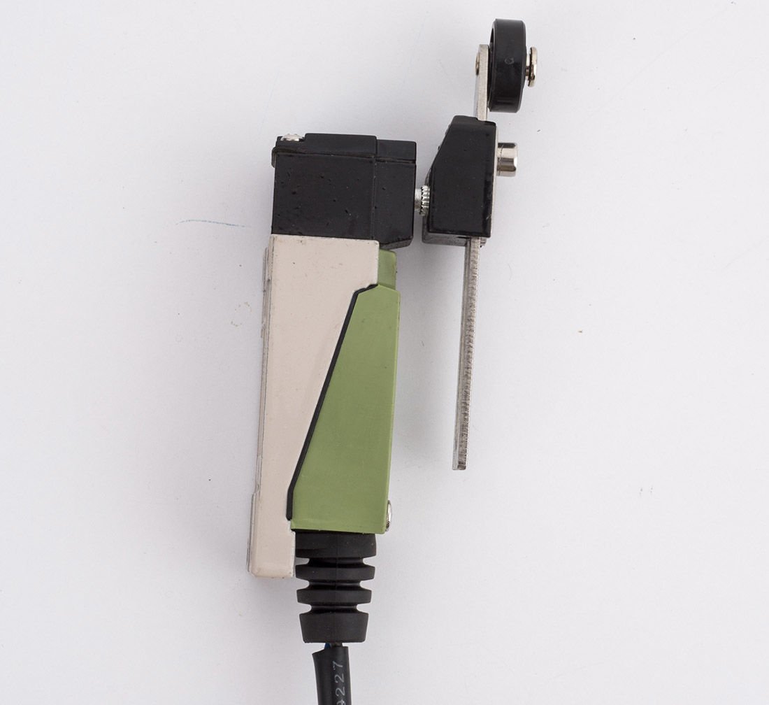 INTRERUPATOR LIMITATOR DE CURSA PENTRU ELEVATOARE AUTO GB2113 GB2114 GB0722