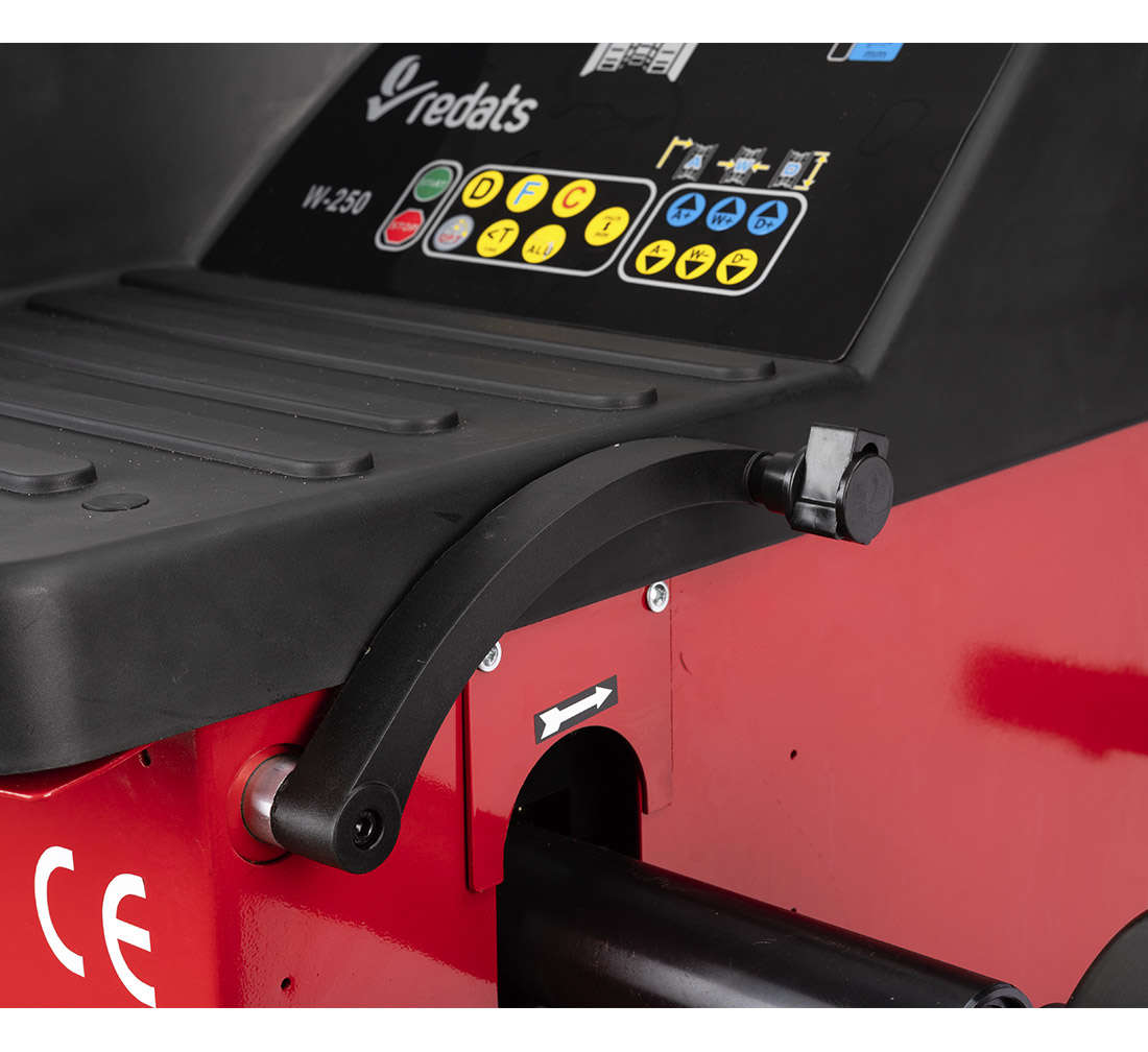 MASINA DE ECHILIBRAT AUTOMATA PENTRU ROTI AUTOTURISME 22 INCH REDATS POLONIA