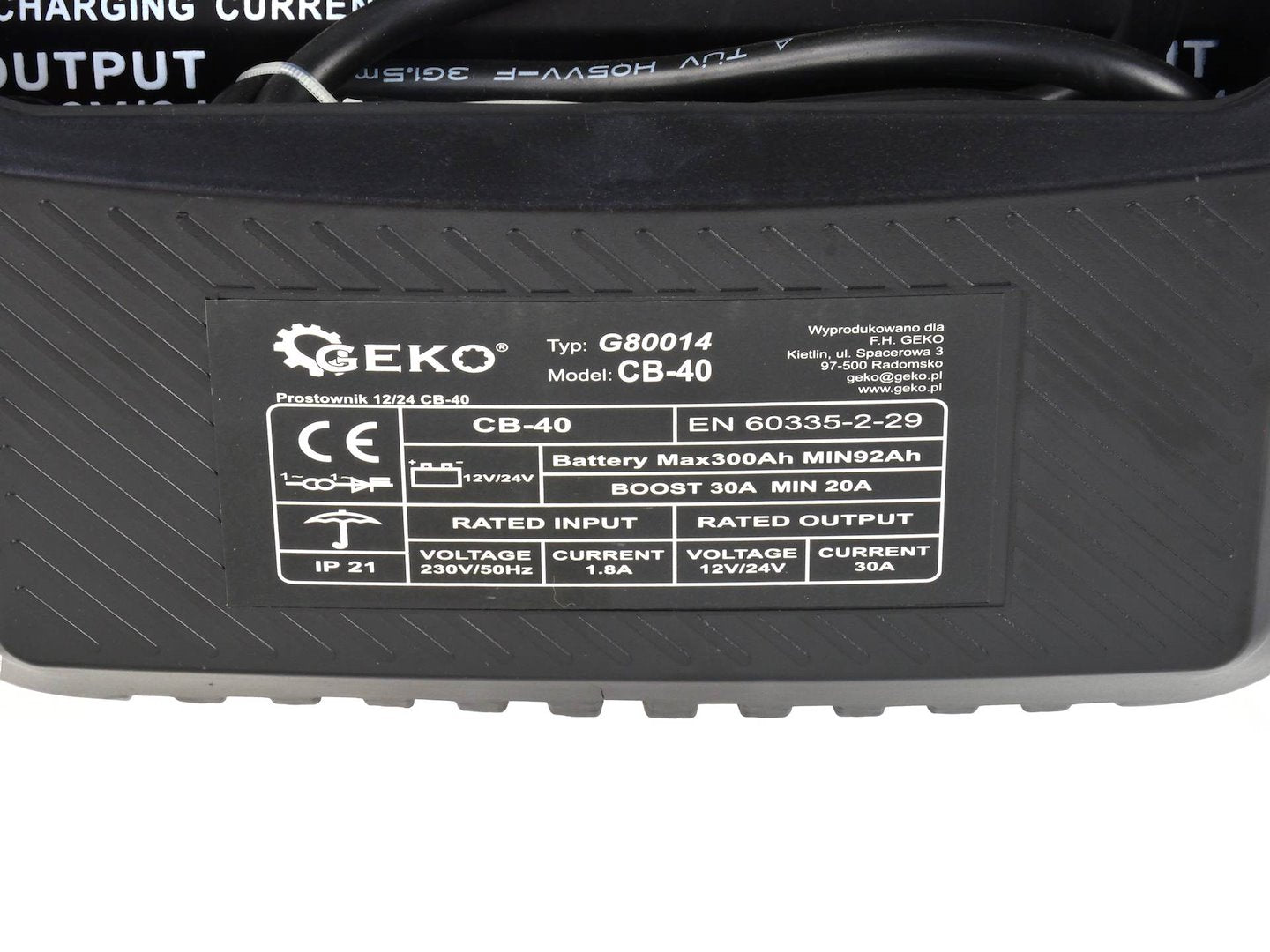 REDRESOR AUTO 12/24V CB-40, 20-30A PENTRU BATERII ACUMULATOR AUTO 60-240 Ah - GEKO