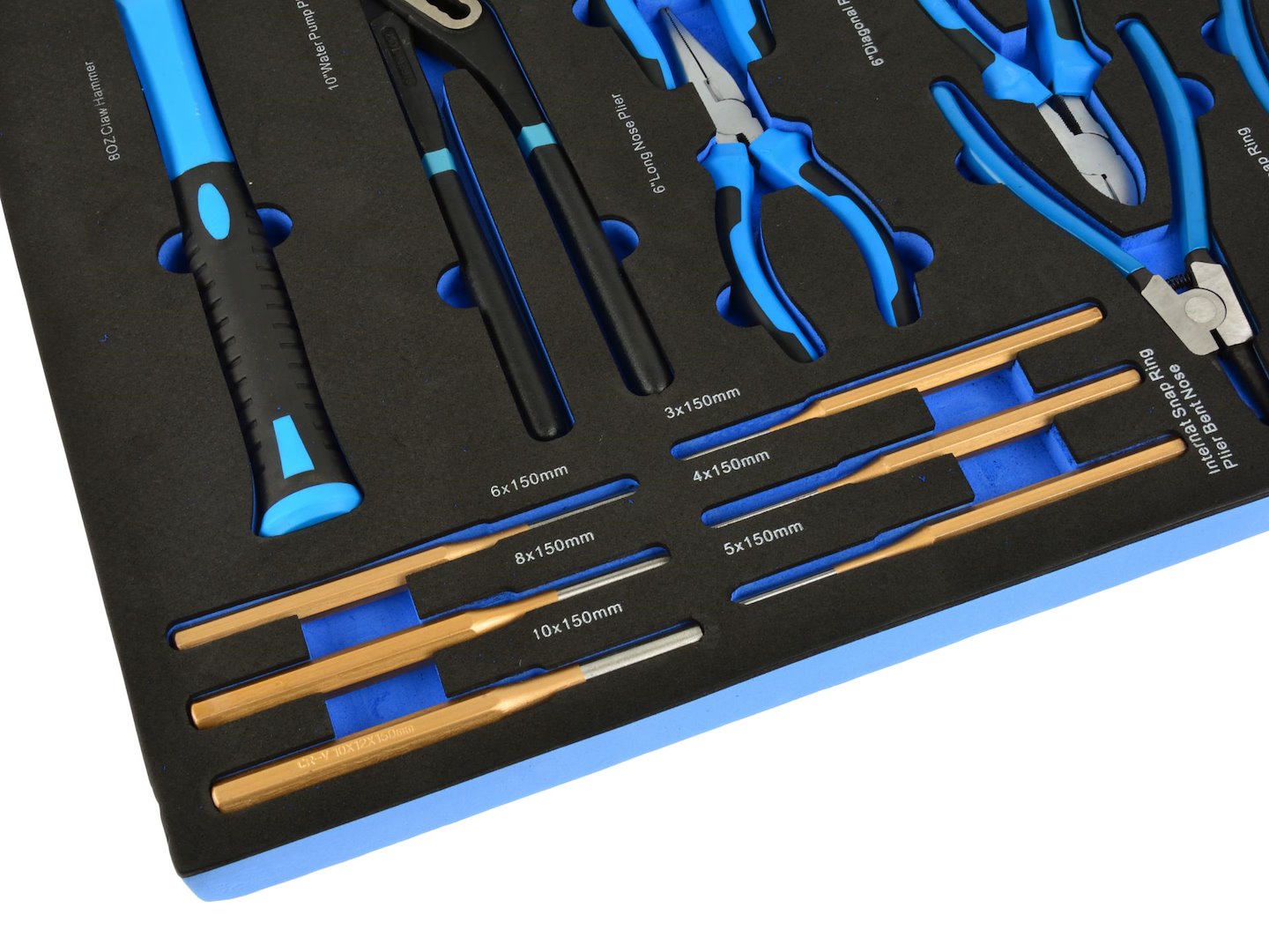 MODUL PENTRU DULAP DE SCULE, CLESTI, DORNURI SI CIOCAN, 16 PIESE GEKO