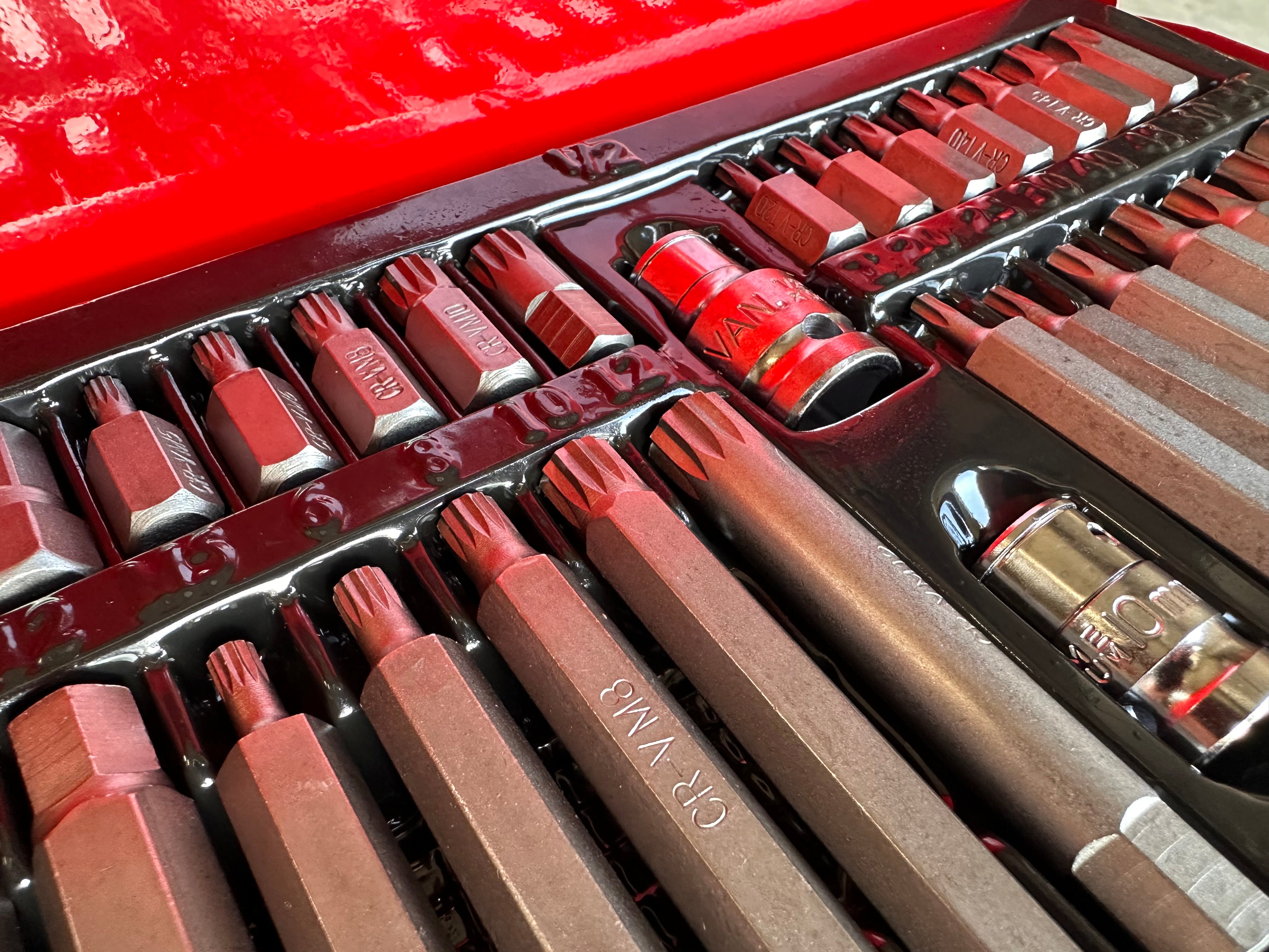 TRUSA BITI IMBUSURI TORX XZN HEX SPLIN 40 BUC CUTIE METALICA GEBO TOOLS