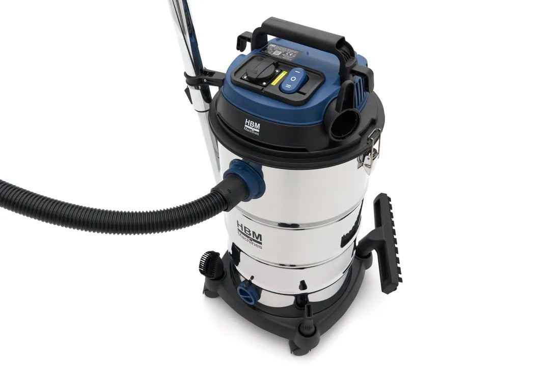 Aspirator profesional umed/uscat, 1600W, 40l compact si silentios HBM