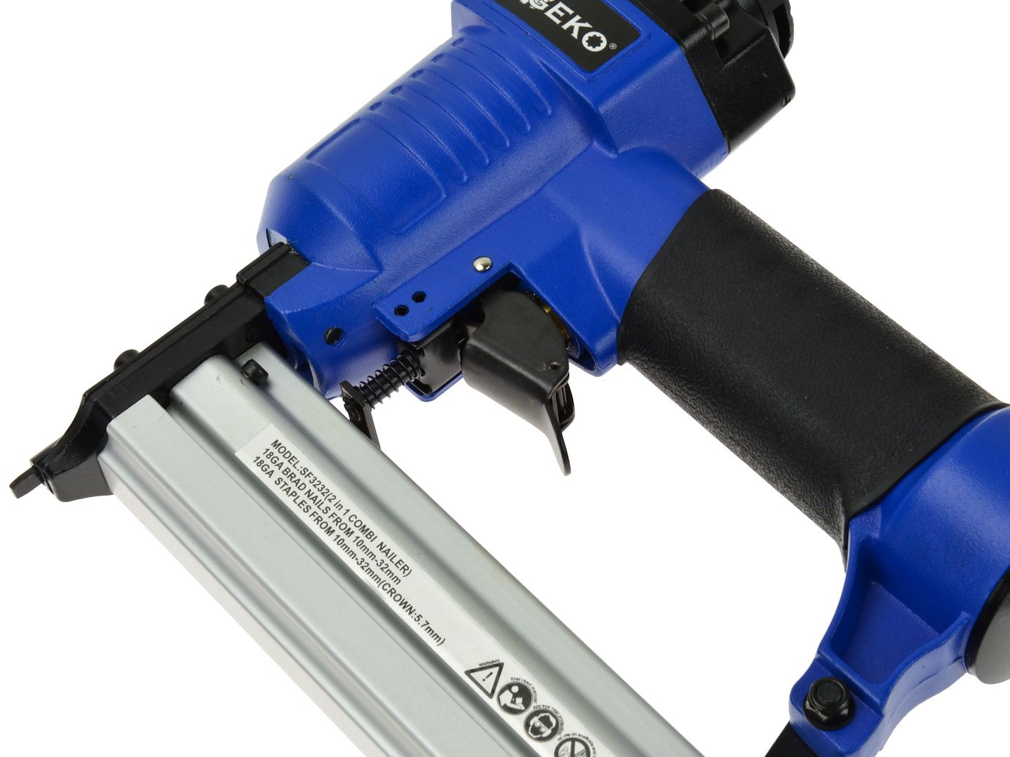 Capsator pneumatic 2in1 pentru cuie si capse  GEKO