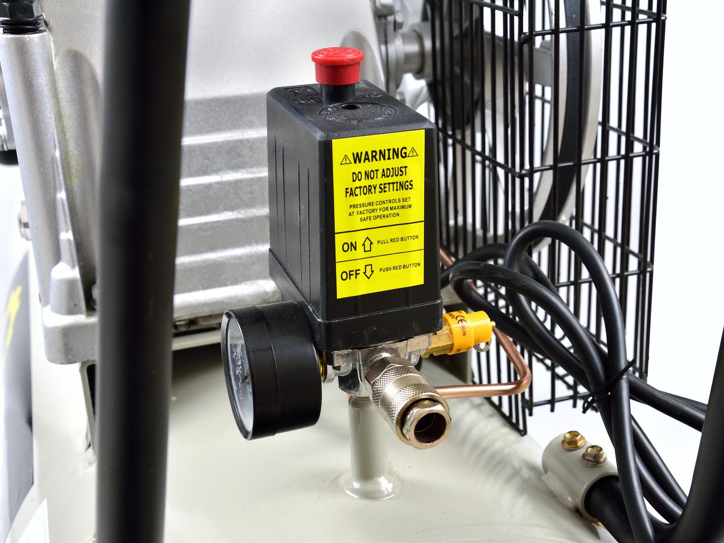 Compresor aer 100l 420l/min 220V GEKO
