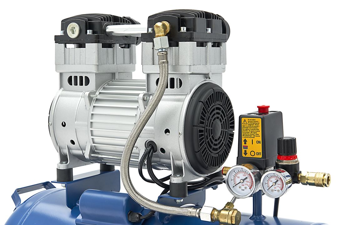Compresor silentios zgomot redus fara ulei 50l 1500W HBM