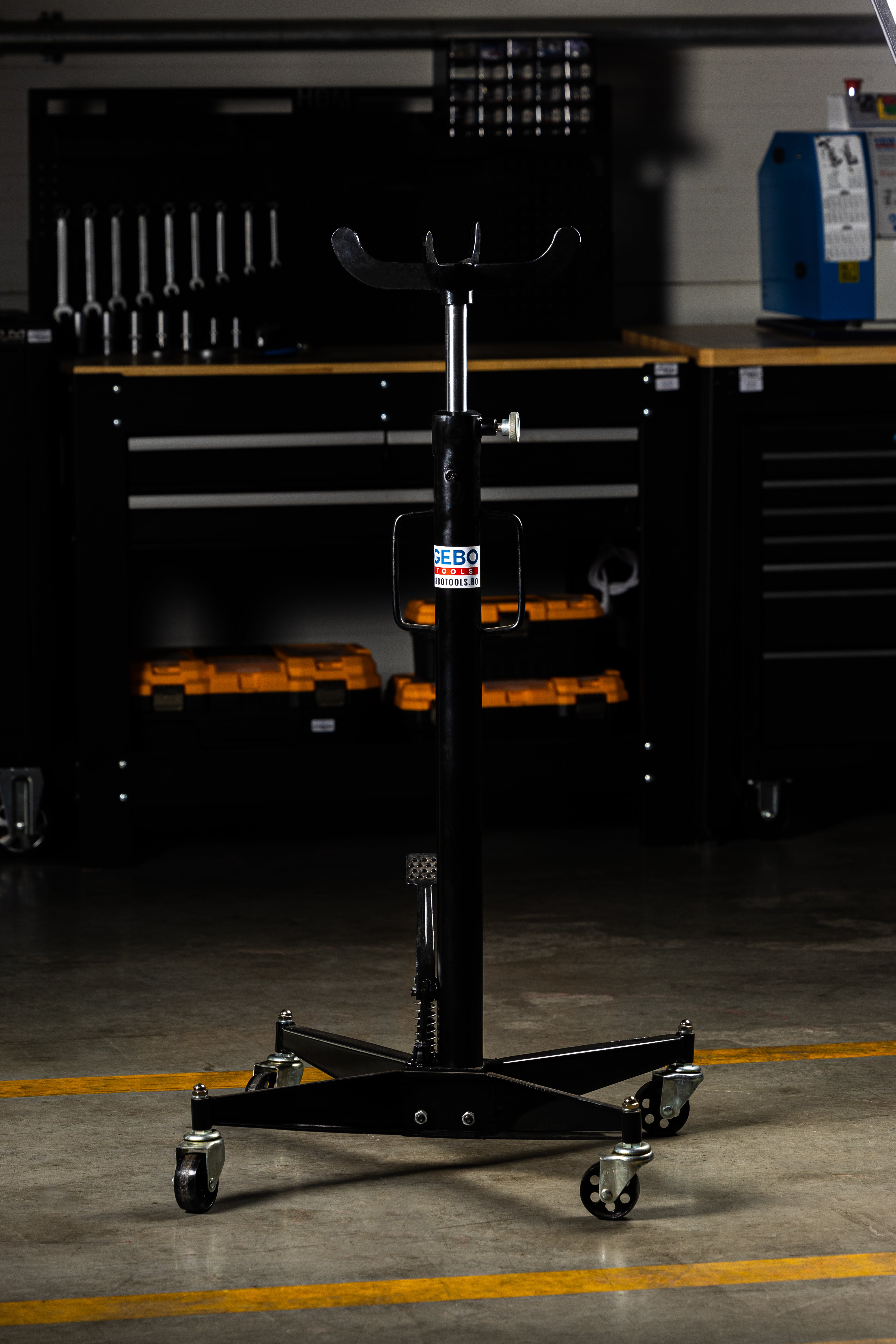 Cric suport hidraulic pentru cutie viteze si motor 500kg HBM MACHINES OLANDA