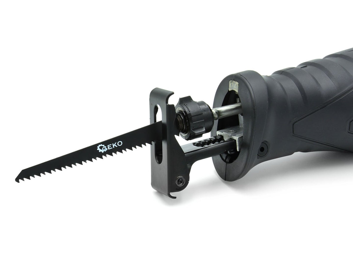 Fierastrau tip sabie 850W 230V GEKO
