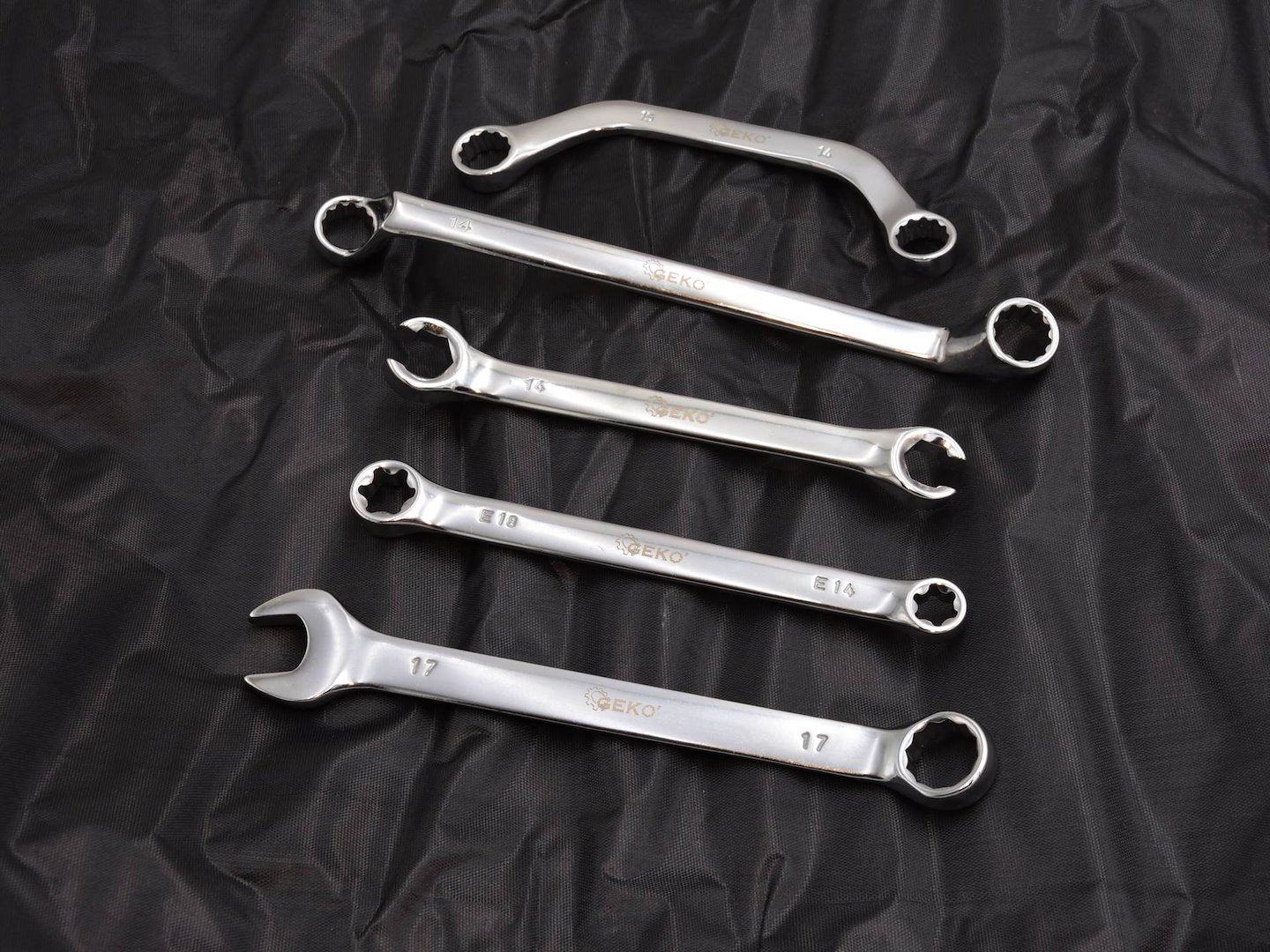 Set complet chei CRV 47 piese - combinate fixe-inelare, inelare cu cot, semi-luna si pentru conducte - GEKO