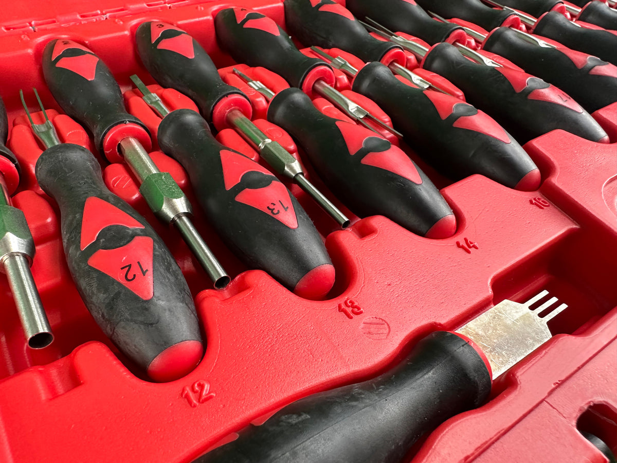 Trusa demontat pini terminale din prize si cuple electrice 23 piese GEBO TOOLS