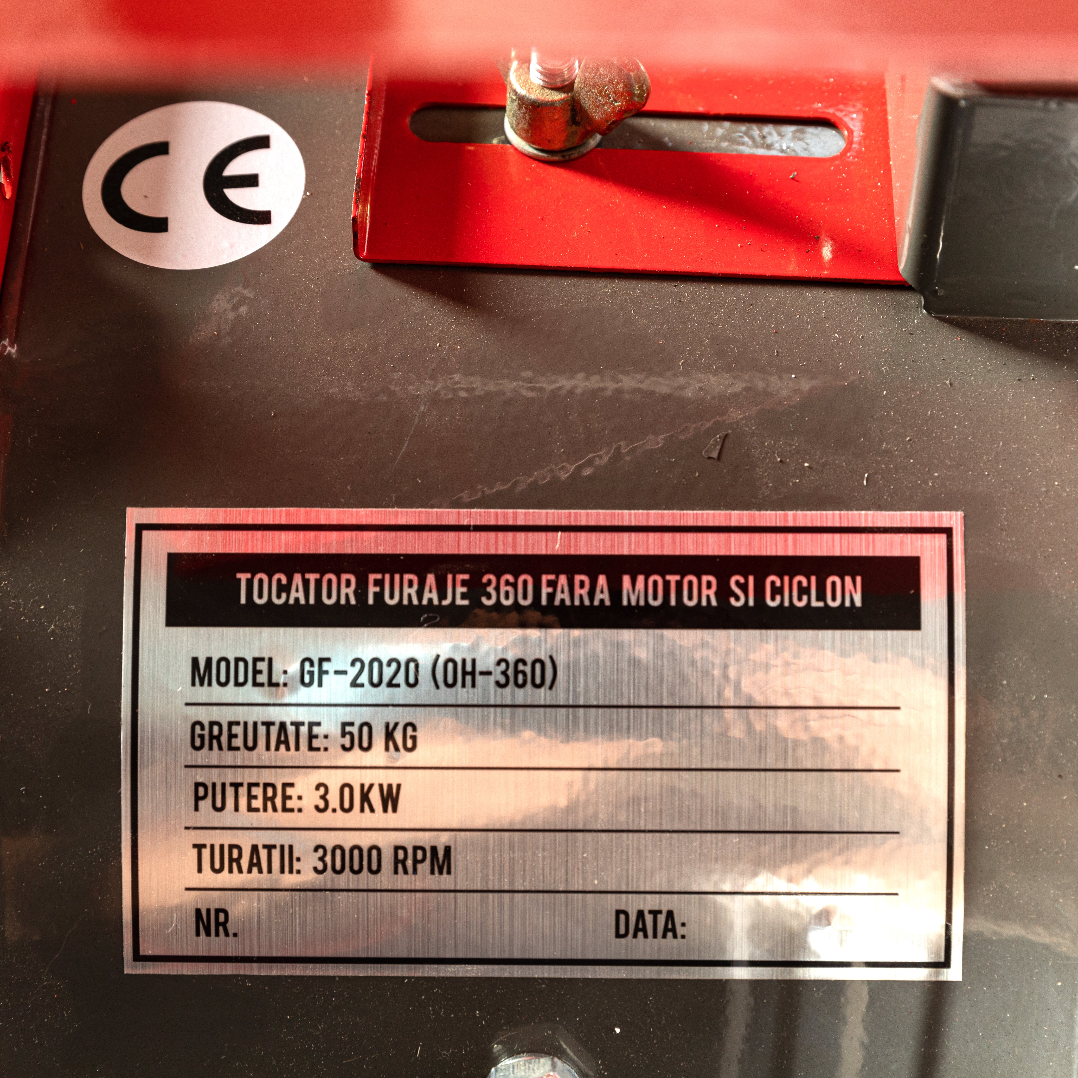 TOCATOR FURAJE 360 FARA MOTOR SI CICLON 3000W MAX 500KG/ORA