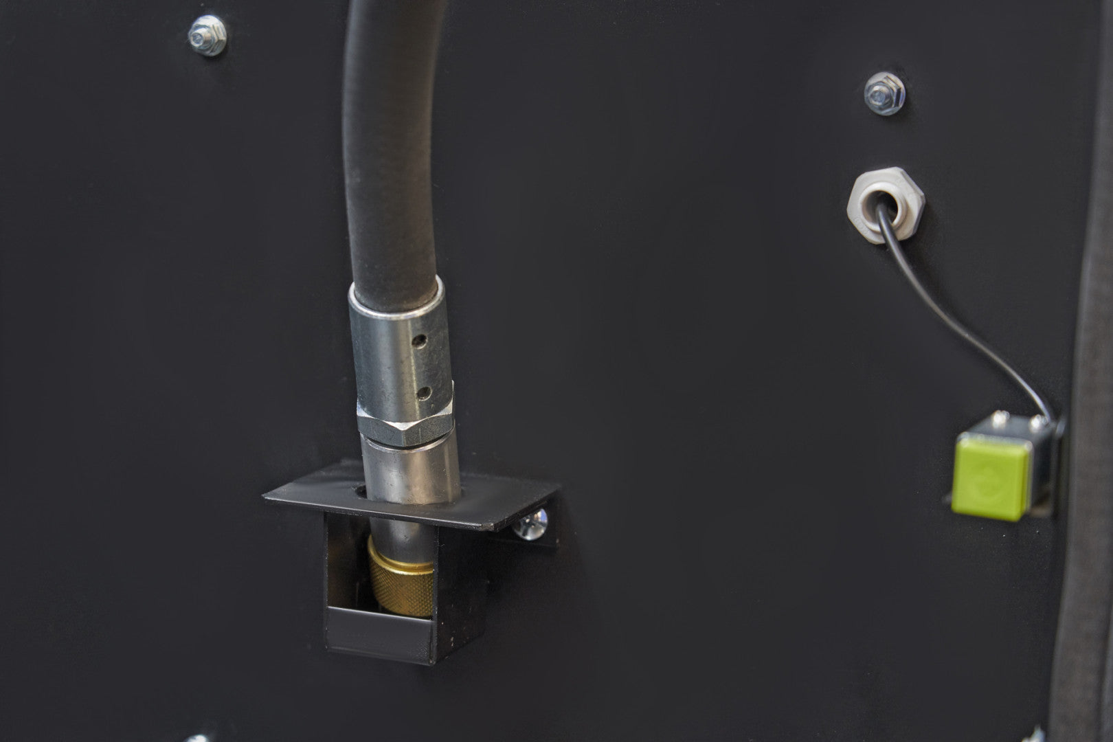 Cabina de sablat cu vacuum 2 aspiratoare SBC 990