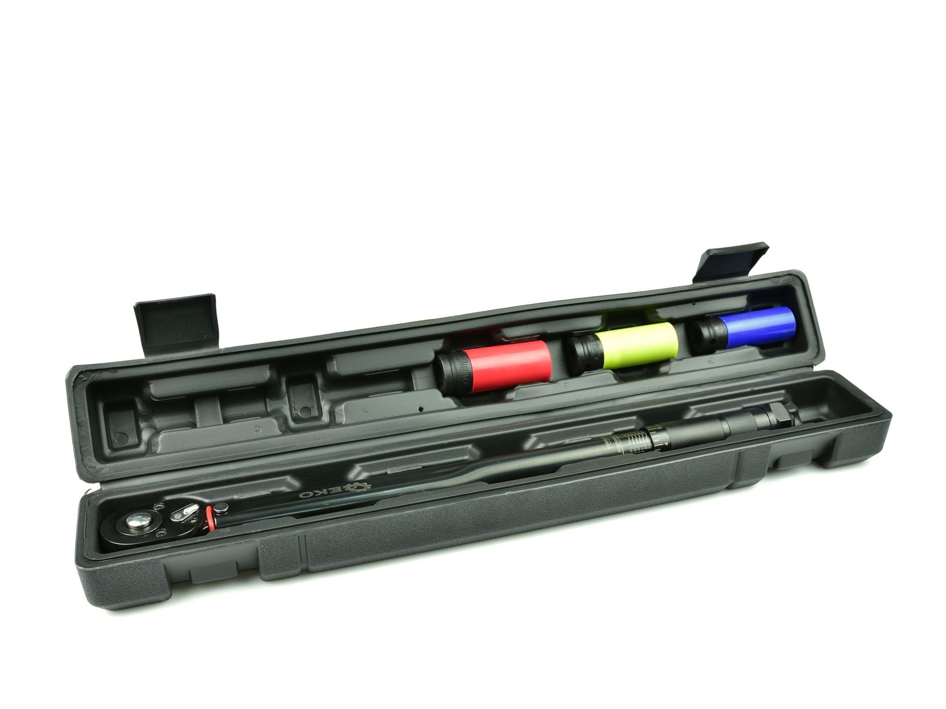 Cheie dinamometrica 1/2 28-210NM cu set tubulare cu protectie pentru jante aliaj