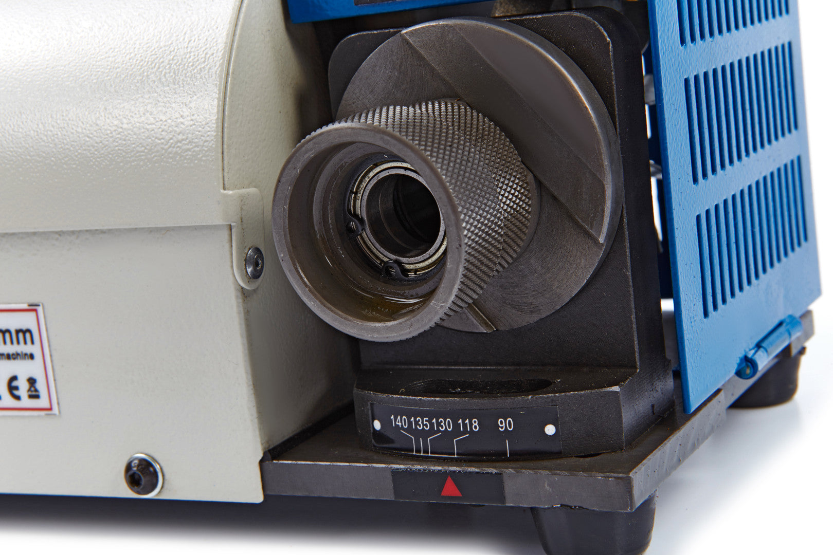 Masina profesionala pentru ascutit burghie model 2 13mm